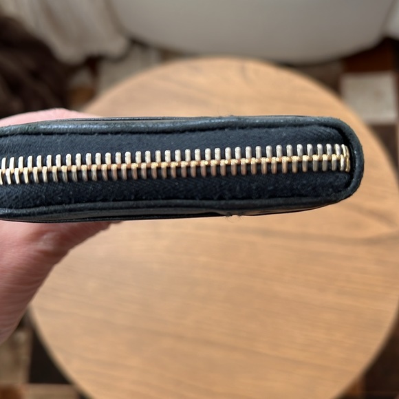 ‼️SALE‼️ Prada Nappa Gaufre Zip Around Wallet - Picture 4 of 13